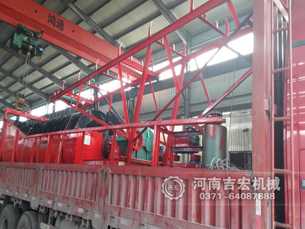 螺旋洗石機(jī)、移動(dòng)輸送機(jī)發(fā)往東北