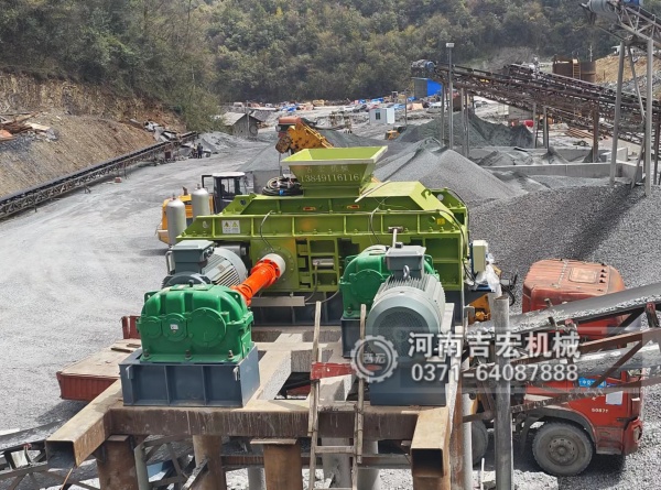 石灰?guī)r破碎用什么設(shè)備比較好,多少錢一臺(tái)？