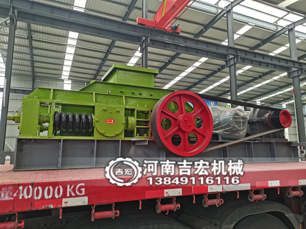 如何將10公分生石灰高效破碎成均勻顆粒？雙齒輥破碎機(jī)是關(guān)鍵！