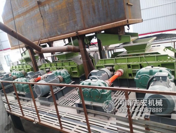 高硬度礦石用什么破碎機(jī)比較好,推薦對(duì)輥破碎機(jī)！